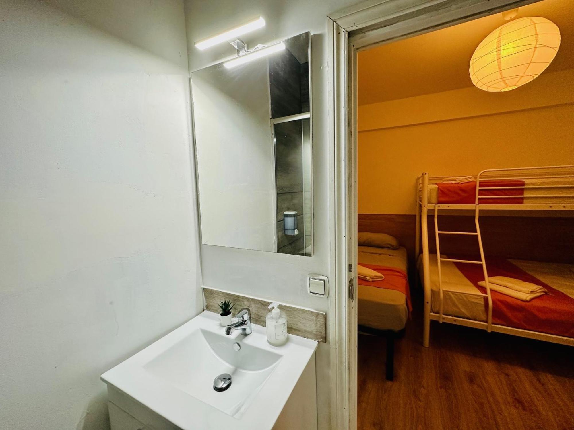 Punta Me Rooms In The Best Location Of Madrid Downtown Εξωτερικό φωτογραφία
