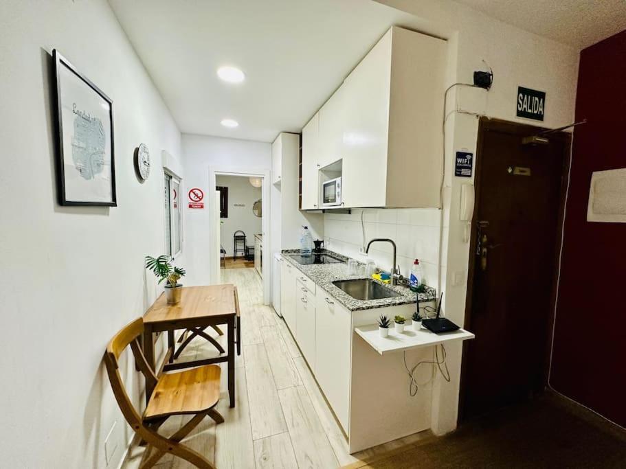 Punta Me Rooms In The Best Location Of Madrid Downtown Εξωτερικό φωτογραφία